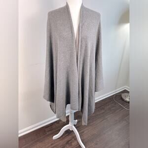Roller Rabbit Wool Cashmere  Blend Wrap Shaw One Size Grey